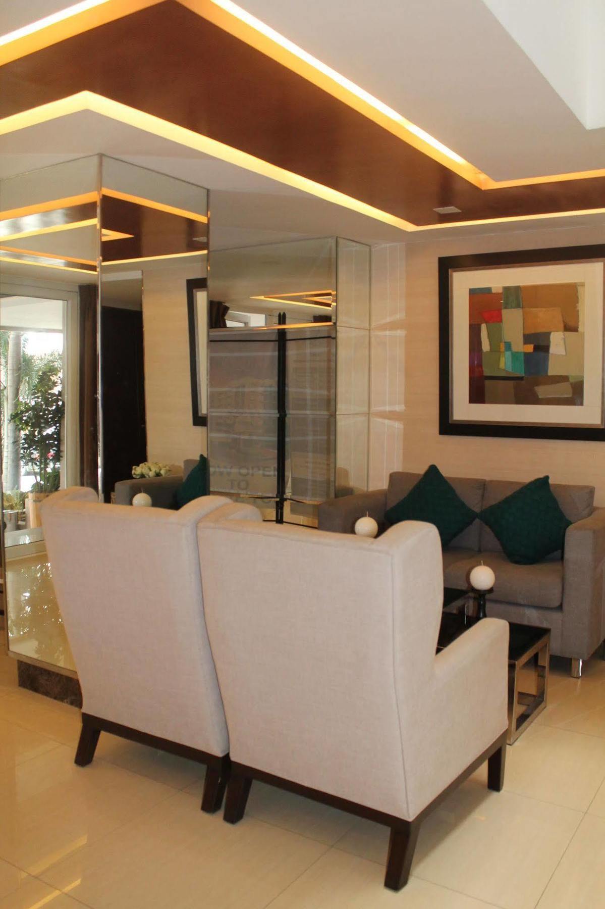 Stradella Hotel Pasig City Extérieur photo